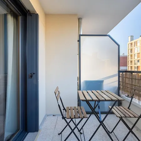 Proche De Paris * ונסן